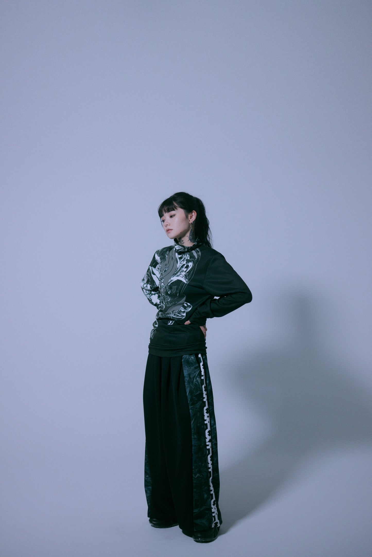 [ Obsidian ] track pants