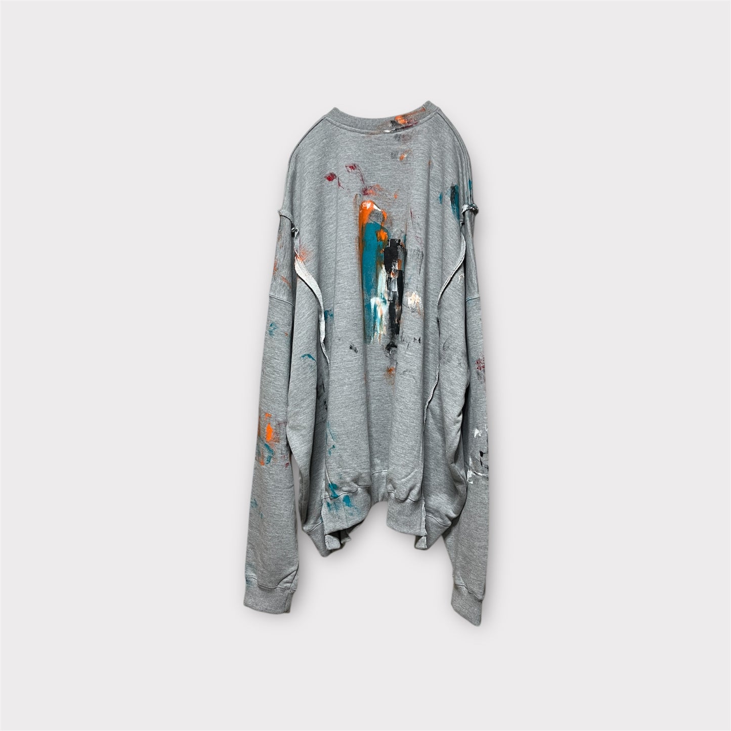 Aggressive paint docking long long sleeve pullover