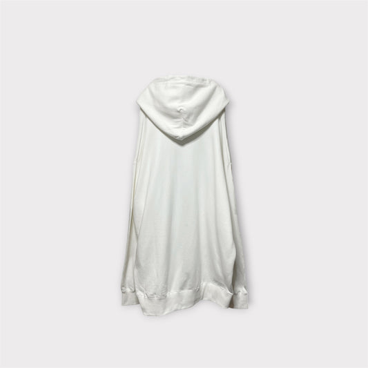 Aggressive paint extra over hoodie