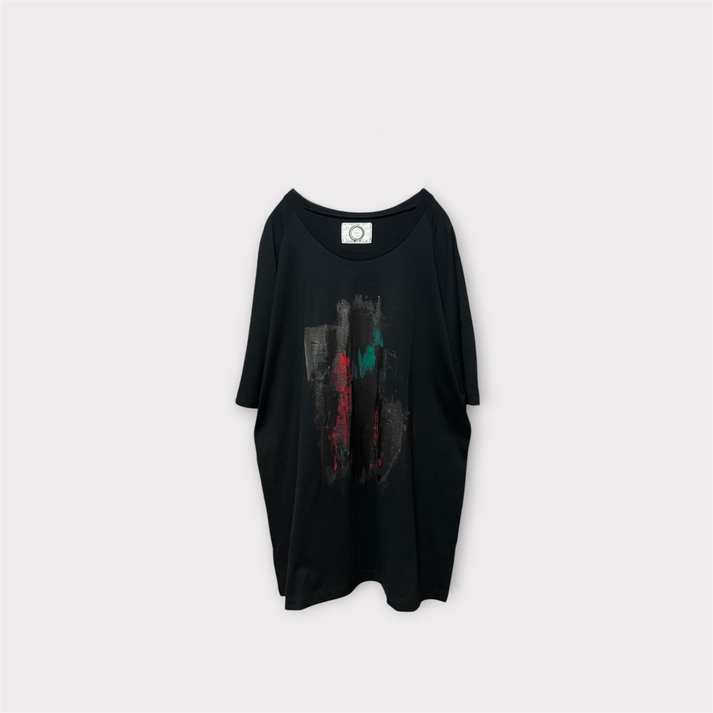 Aggressive paint half sleeve T-shirt