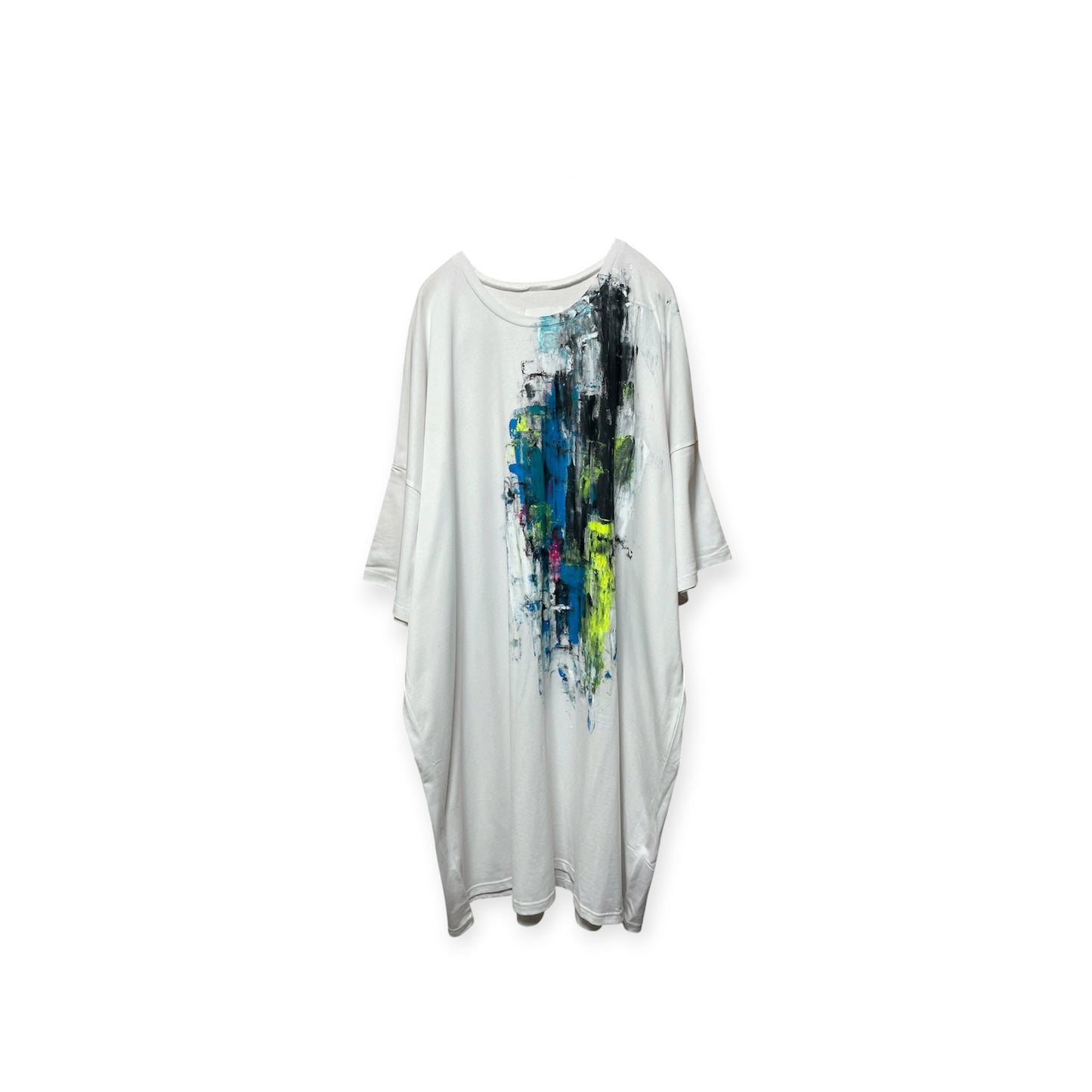 Aggressive paint extra over size T-shirt