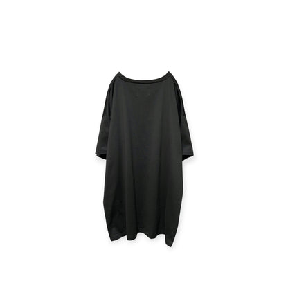 Aggressive paint half sleeve T-shirt