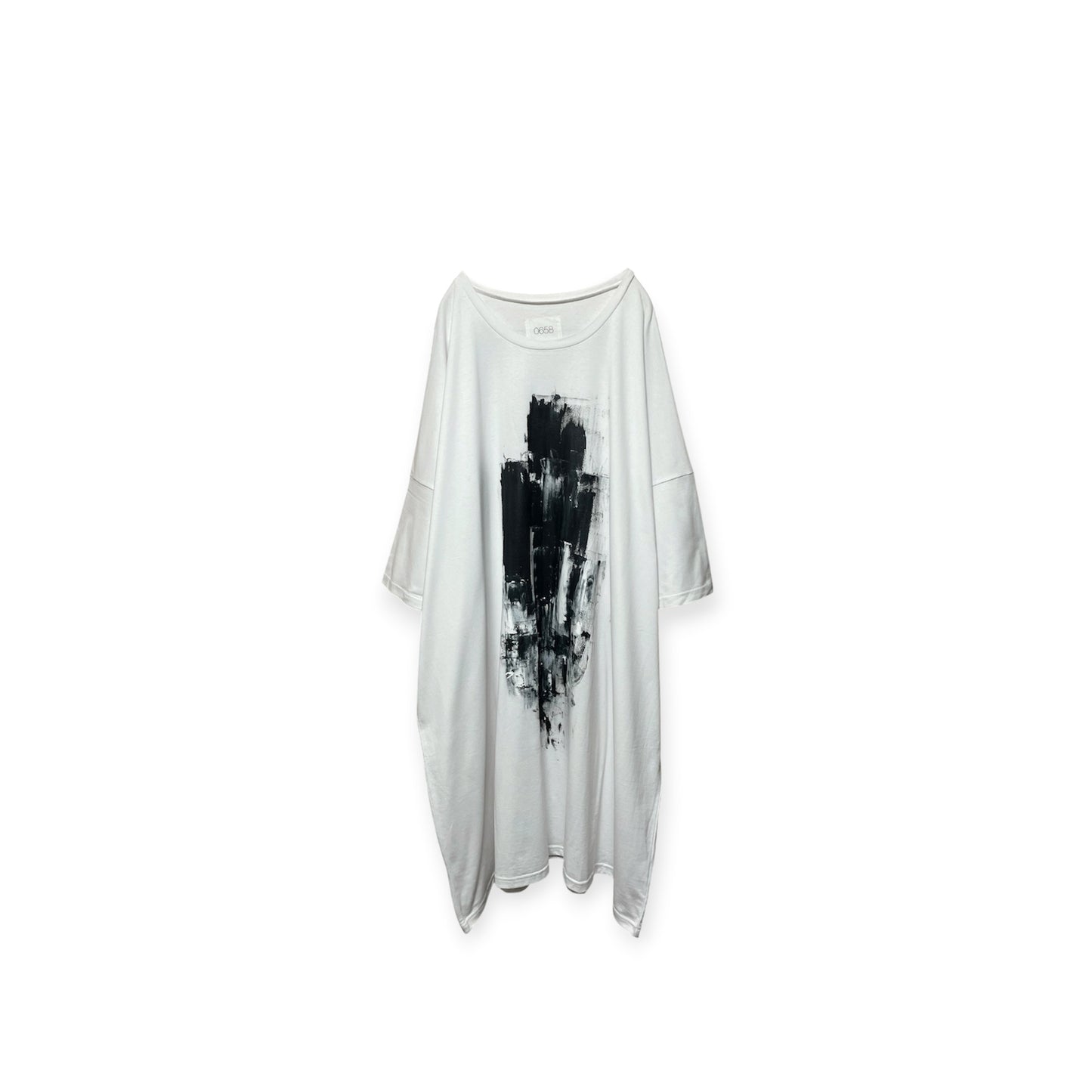 Aggressive paint extra over size T-shirt
