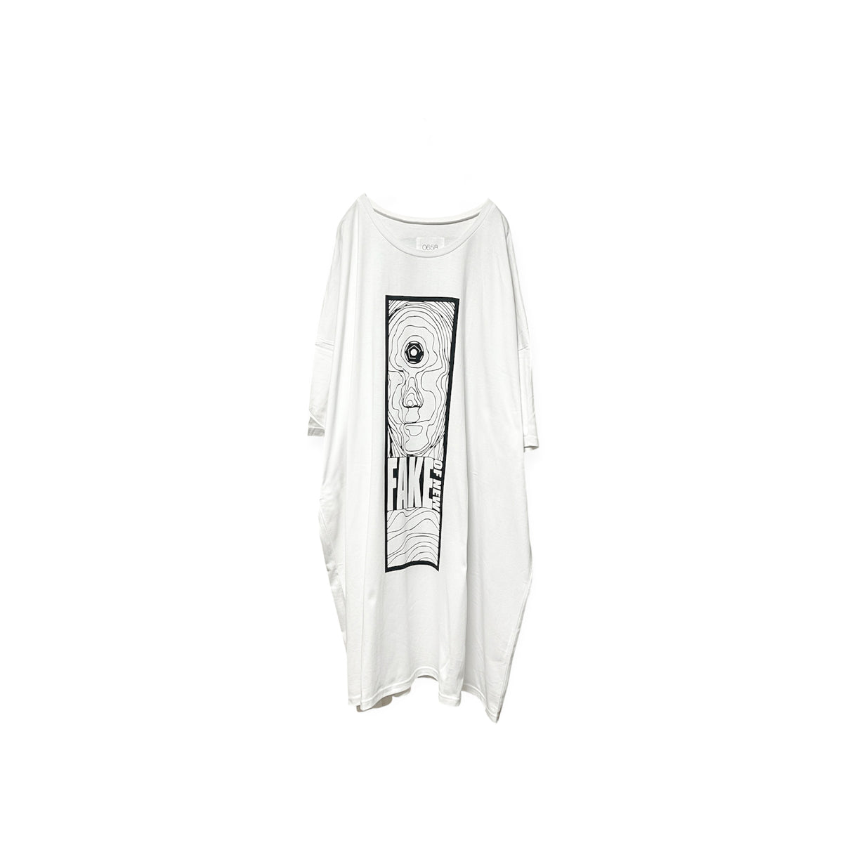 Façade extra over size T-shirt[Dead stock item]