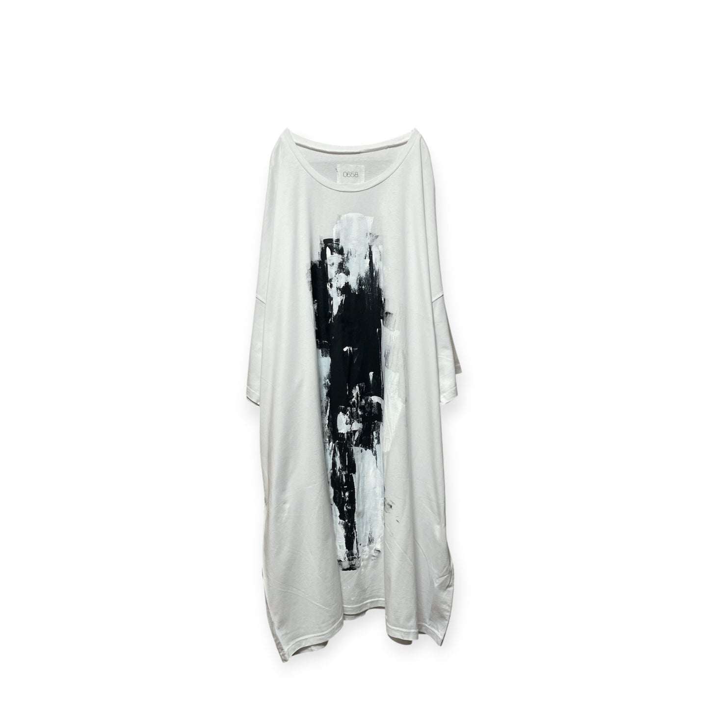 Aggressive paint extra over size T-shirt