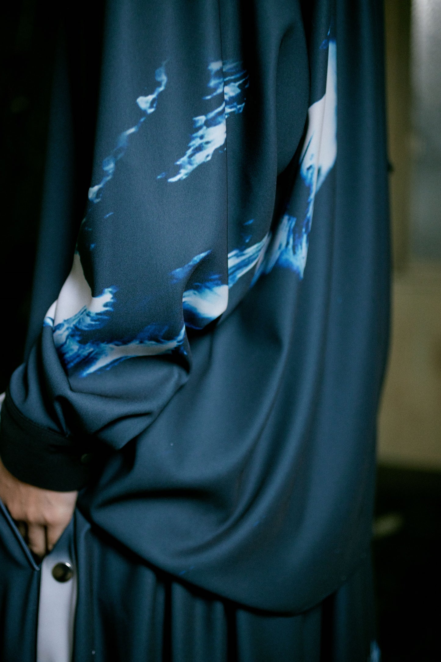 Stony paint open collar shirt / Onyx
